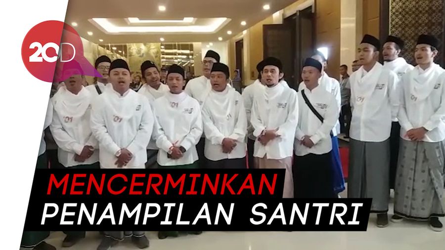 Pendukung Maruf Amin Berdatangan, Kenakan Sarung dan Bersalawat