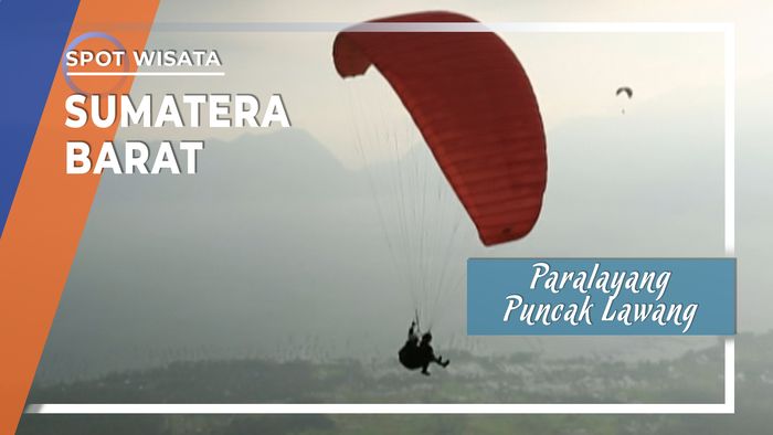 Paralayang Seru di Atas Puncak Lawang