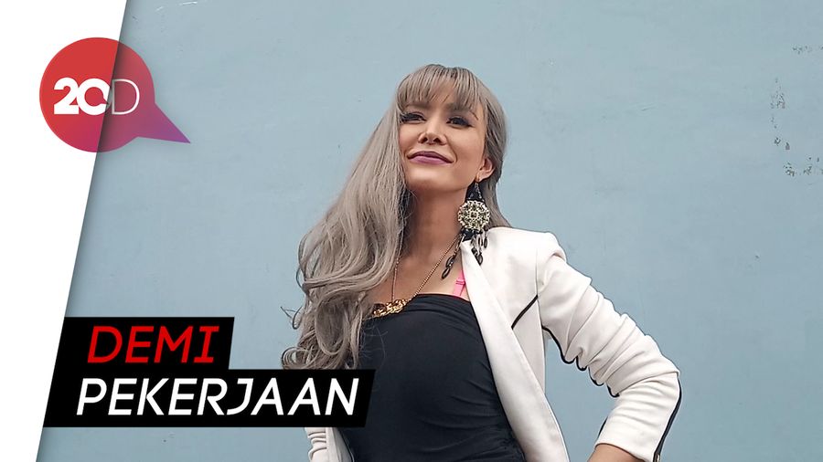 Cynthiara Alona Habiskan Setengah Miliar untuk Oplas Payudara