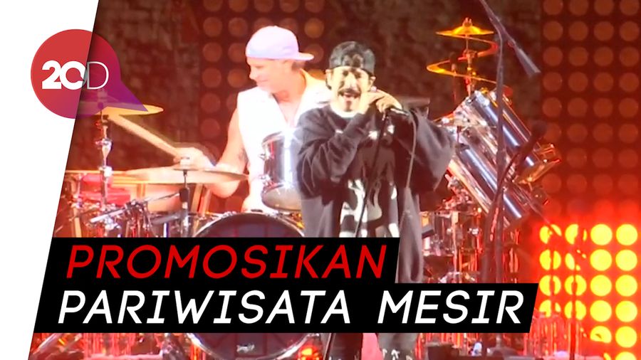 Red Hot Chilli Peppers Gelar Konser di Depan Piramida Mesir
