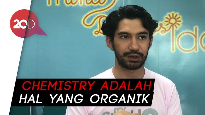 Bicara Chemistry dengan BCL, Reza Rahadian: Merem Deh!