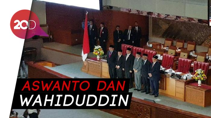 DPR Sahkan Hakim Konstitusi Terpilih