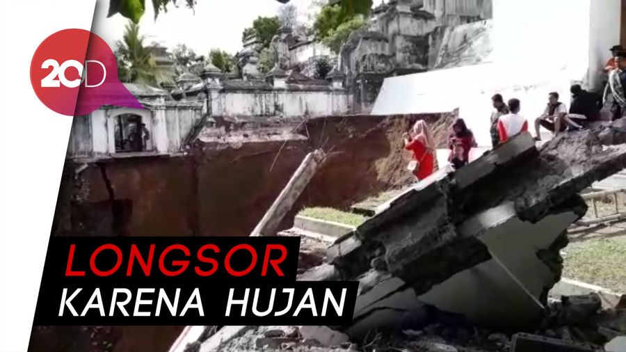 Potret Kerusakan Makam Raja-raja Mataram di Imogiri Akibat Longsor