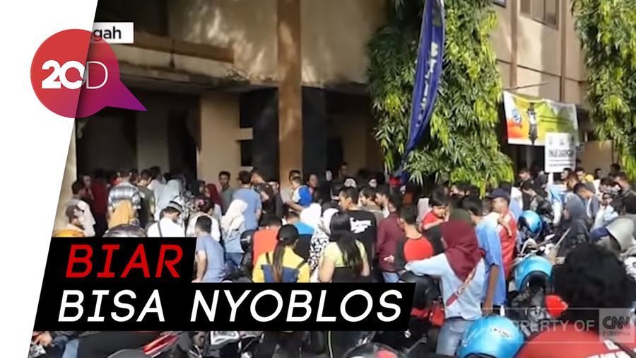 Demi Bisa Nyoblos di Pemilu 2019, Warga Jepara Antre Rekam e-KTP 
