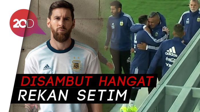 Girangnya Argentina Menyambut Kembalinya Messi