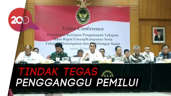 Lewat Telekonferensi, Wiranto Gelar Rapat Pengamanan Pemilu