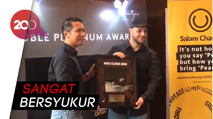 Maher Zain Tak Menyangka Raih Double Platinum di Indonesia 