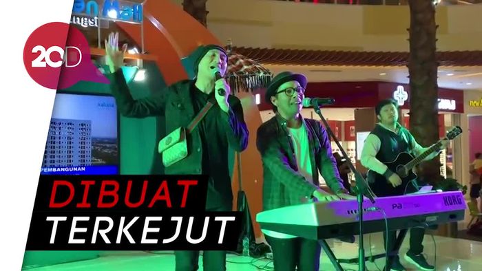 Aksi Anji Ini Bikin Kaget Band di Sebuah Mall