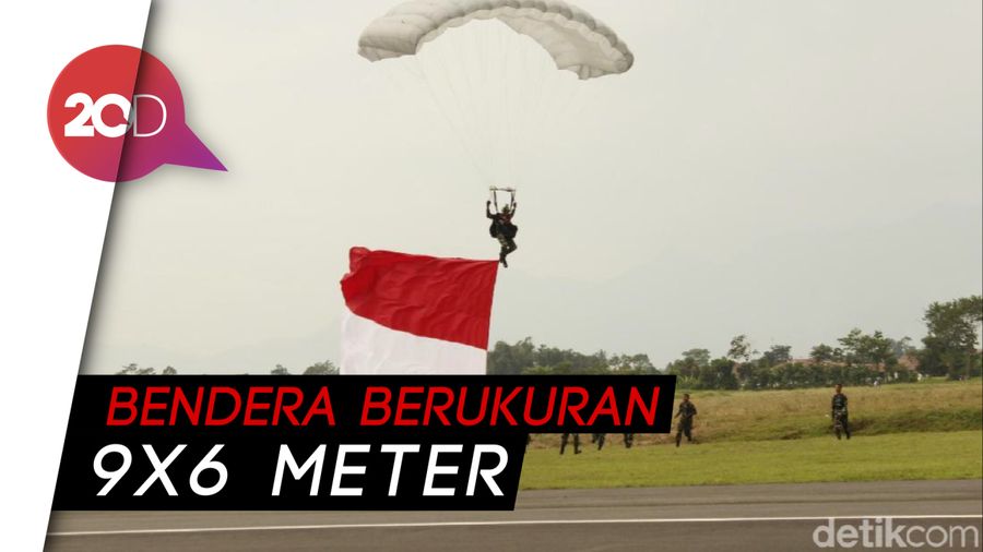 Kopassus Pecahkan Rekor Usai Kibarkan Bendera Merah-Putih Raksasa