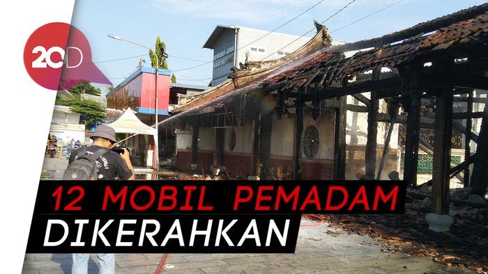 Rumah Abu Kelenteng Tay Kak Sie Terbakar, 1 Orang Tewas