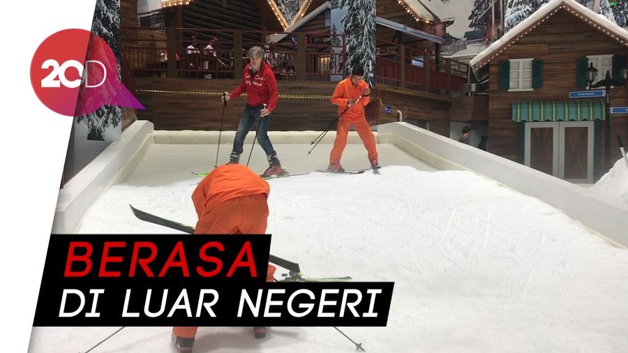 Serunya Main Salju di Trans Snow World