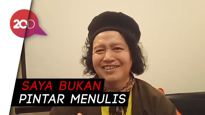 Andrea Hirata Bikin Novel Orang-Orang Biasa Hanya dalam 9 Hari