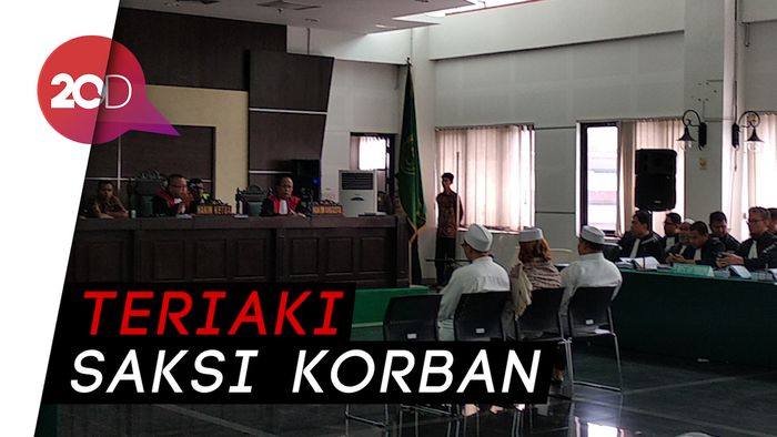 Korban Penganiayaan Habib Bahar Jadi Saksi, Massa Riuh