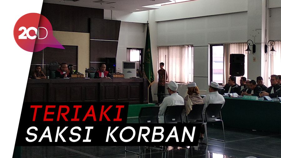 Korban Penganiayaan Habib Bahar Jadi Saksi, Massa Riuh