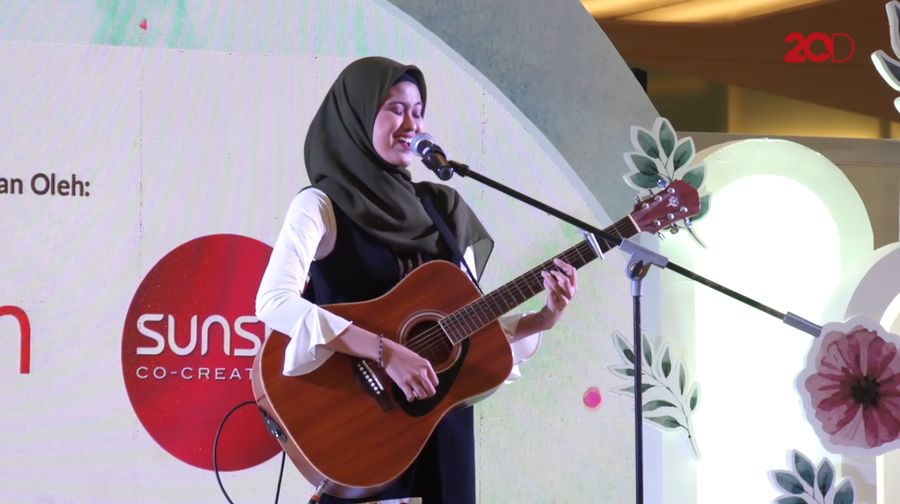 Suara Empuk Nan Indah Resky - Sunsilk Hijab Hunt 2019 Surabaya