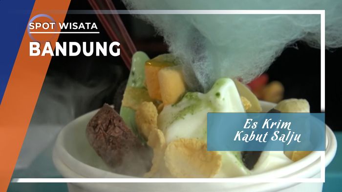 Es Krim Kabut Salju, Es Krim Penuh Asap yang Menggoyang Lidah, Bandung