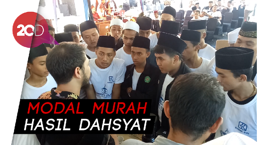 Melatih Jiwa Mandiri Santri Banyuwangi Lewat Bisnis Kopi
