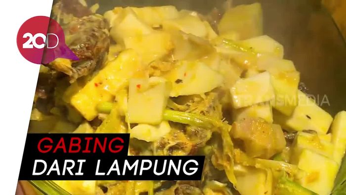 Batang Kelapa Muda Ternyata Bisa Dibikin Kuliner Enak!
