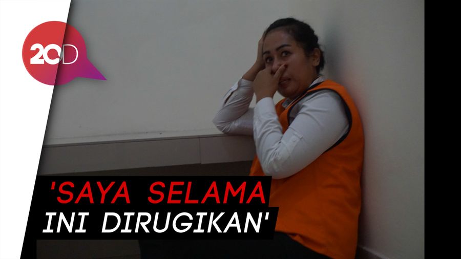 Buka-bukaan Ayu soal Poliandri hingga Duit Miliaran