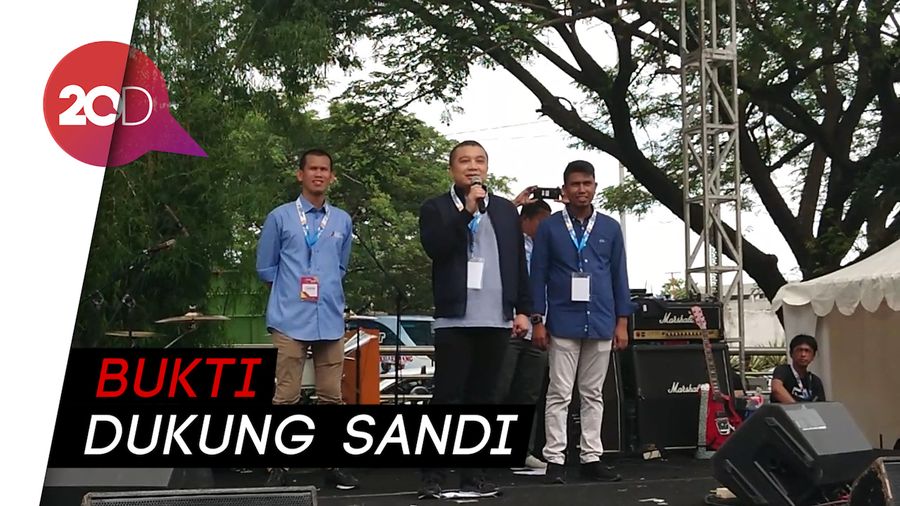 Gaya Erwin Aksa Kampanyekan Sahabatnya Sandiaga Uno