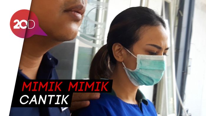Vanessa Angel Pernah Diajak Mimican oleh Menteri