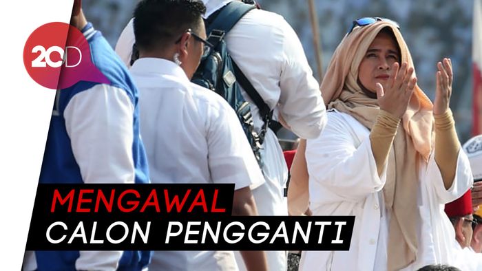 Neno Kembali Berpuisi: Rezim Zalim Pasti Tumbang