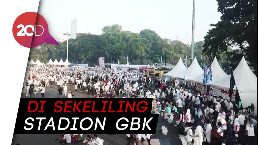 Posko Makanan Gratis Berjejer di Kampanye Akbar Prabowo-Sandi