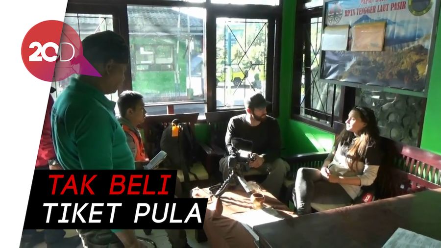 Terobos Zona Terlarang Gunung Bromo, Dua Turis Australia Diamankan