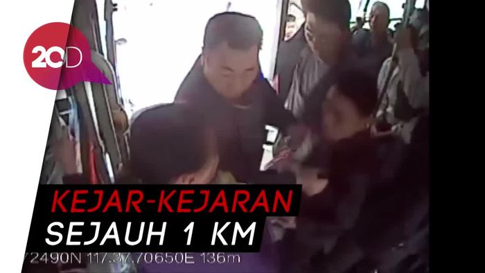 Dramatis! Saat Polwan Kejar Pencuri Ponsel Miliknya