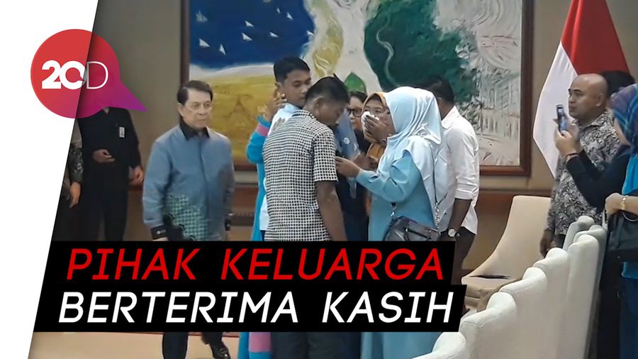 Bahagia Berselimut Haru Sambut Kedatangan Sandera Abu Sayyaf