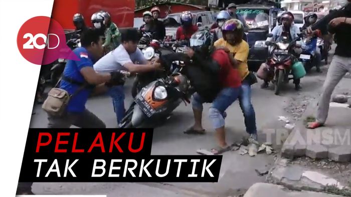 Dramatis! Polisi Gerebek Kurir Narkoba di Tengah Kemacetan