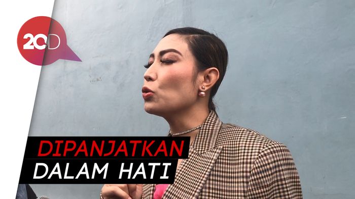 Hamil Anak Ketiga, Wujud Terkabulnya Doa Ayu Dewi
