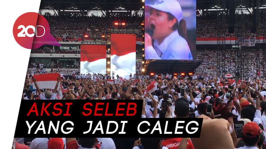 Tina Toon dan Geng Caleg Nyanyi di Konser Putih Bersatu