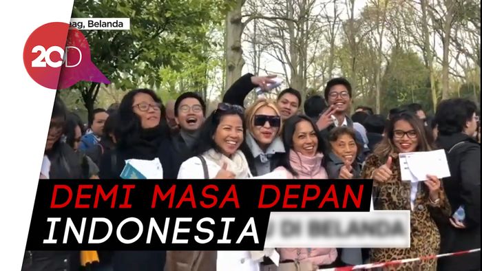 Demi Nyoblos, Rela Antre Berjam-jam di Bawah Suhu Ekstrim
