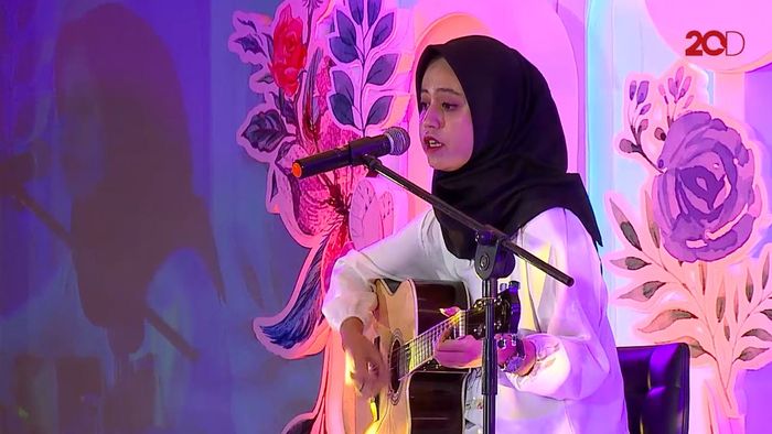 Nyanyian Merdu Pupu Kania dan Gitarnya - Sunsilk Hijab Hunt 2019 Bandung