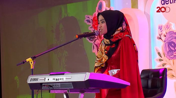 Mirip Celine Dion! Novia Capai Nada Tinggi Saat Bernyanyi - Sunsilk Hijab Hunt 2019 Bandung
