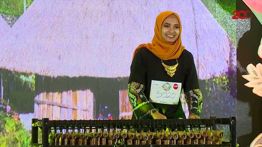 Uniknya Bella Main Angklung Toel-Sunsilk Hijab Hunt 2019 Bandung