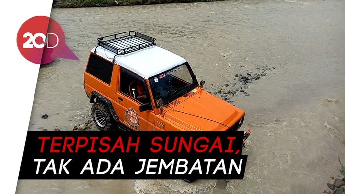 Medan Sulit, Distribusi Logistik Pemilu ke Desa Ini Pakai Mobil Offroad