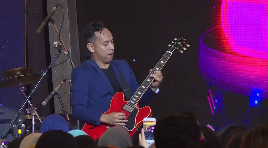 Selamat Malam Dunia Jadi Closingan Epic di dHot Music!
