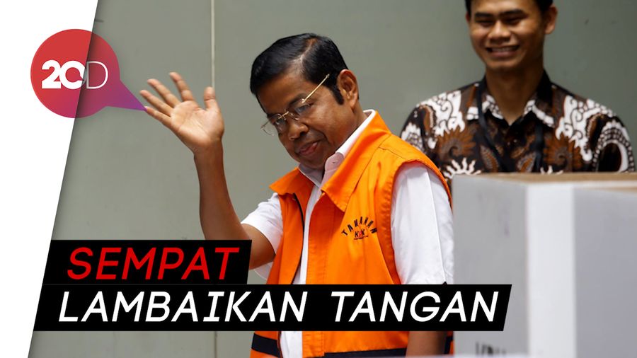 Begini Gaya Idrus Marham saat Nyoblos di KPK 