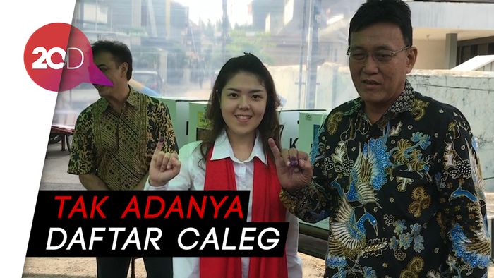 Nyoblos Sebagai Caleg, Tina Toon Khawatir Adanya Kecurangan