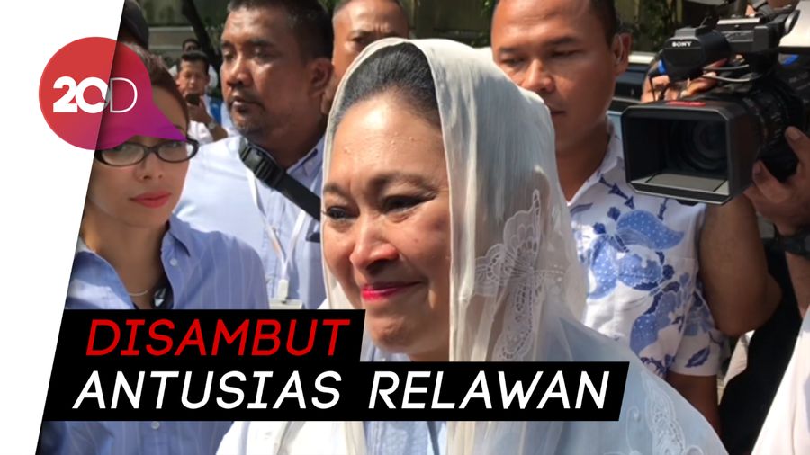 Tiba di Rumah Prabowo, Titiek Soeharto Diteriaki Ibu Negara