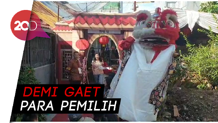 Unik! Nyoblos di TPS Ini Serasa Berada di Negeri Tirai Bambu