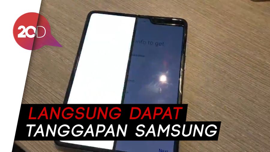 Layar Ponsel Lipat Samsung Rusak Baru Sekali Dipakai