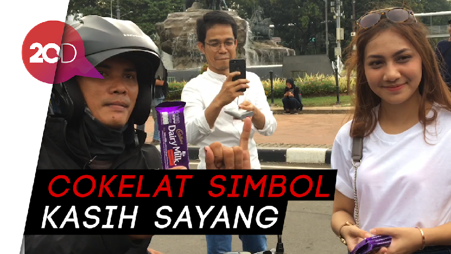 TKN Milenial Jokowi-Amin Gelar Aksi Bagi-bagi Cokelat