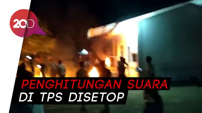 Video Massa Geruduk Pos TNI AL di Pusong