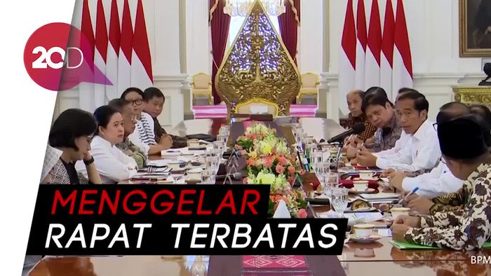 Jokowi Kumpulkan Menteri Bahas Kuota Haji