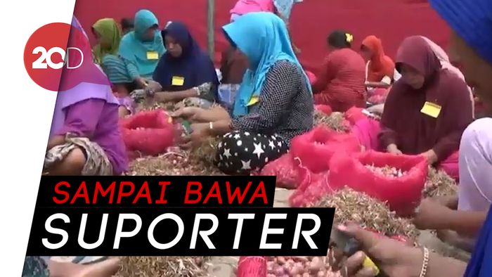 Ada Lomba Kupas Bawang di Probolinggo!