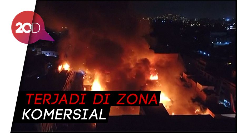 Kebakaran Dahsyat di Peru, 32 Unit Pemadam Dikerahkan