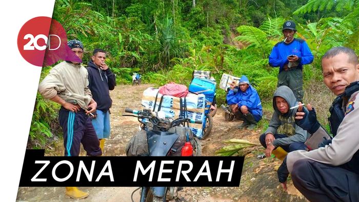 Begini Perjuangan Polri Kawal Surat Suara di Lokasi Rawan Teroris